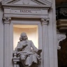 Grand amphithéâtre de la Sorbonne : statue de Pascal