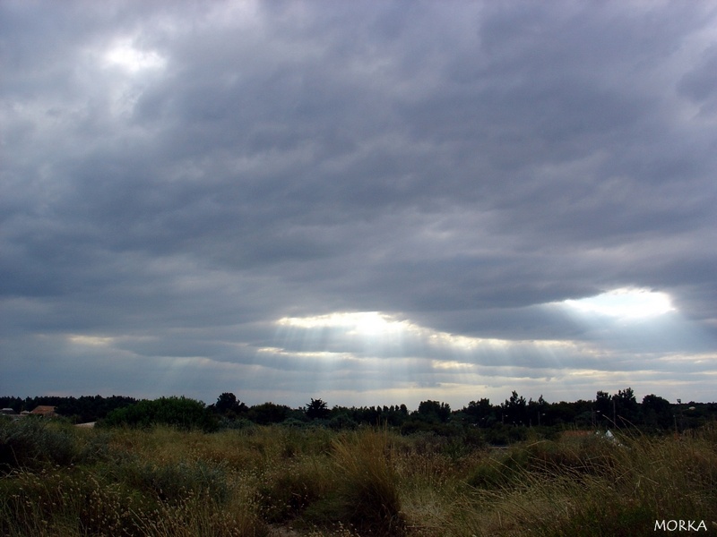 Élaircis dans le ciel à Béziers