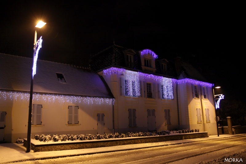 Mairie d'Ollainville sous la neige